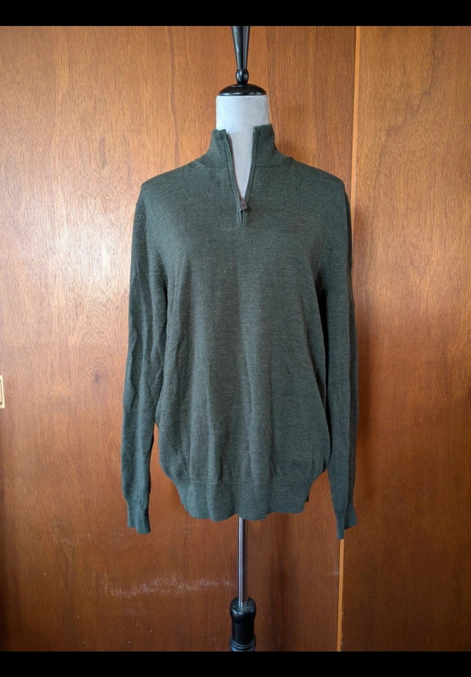Olive green men's pullover sweater